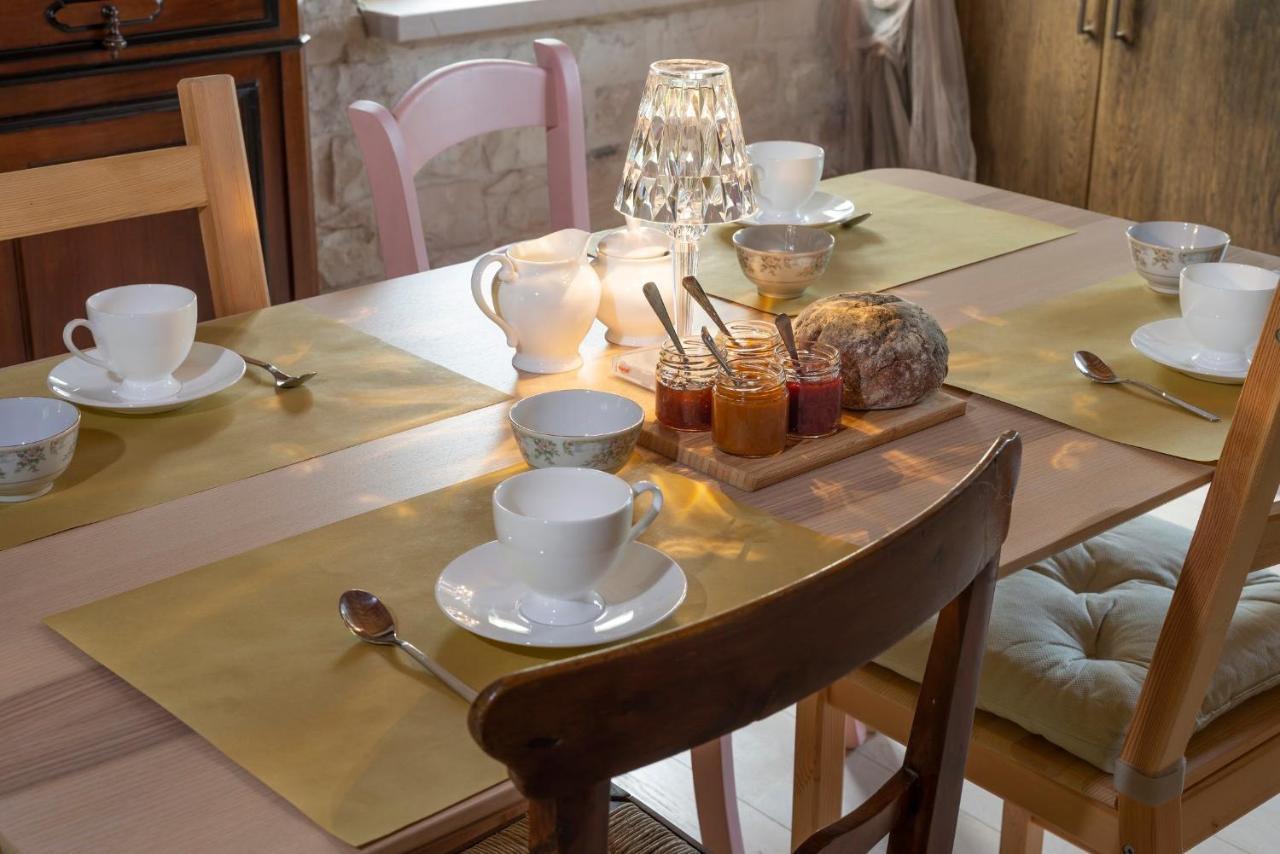 Agriturismo "Le Cannelle" Spa & Day Wellness Villa Fossombrone Bagian luar foto