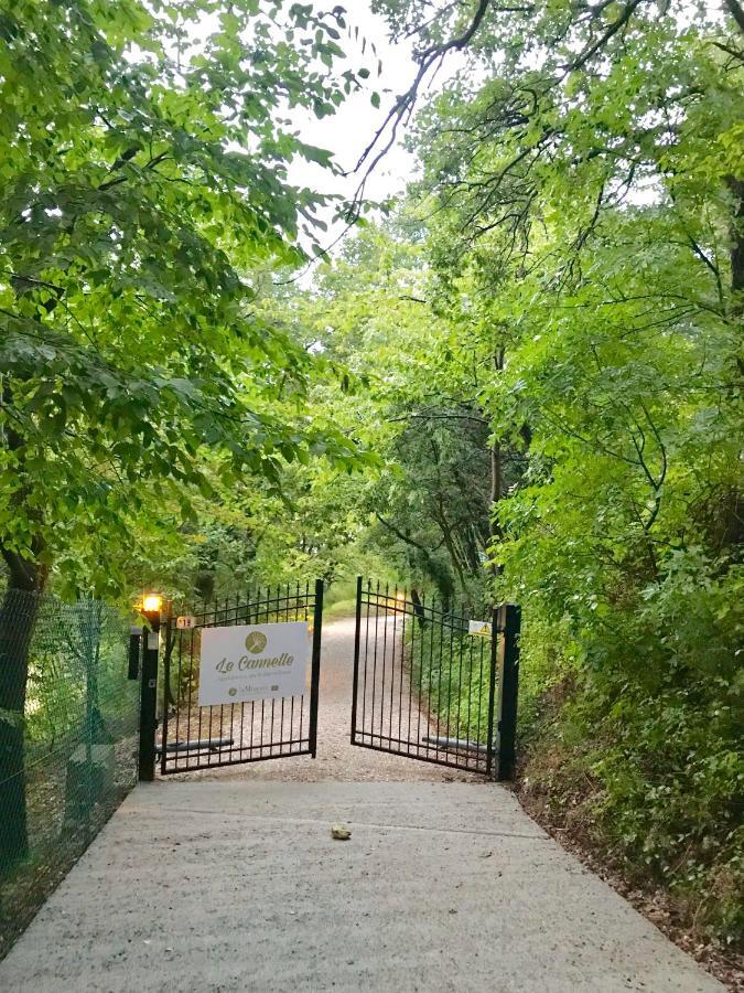 Agriturismo "Le Cannelle" Spa & Day Wellness Villa Fossombrone Bagian luar foto